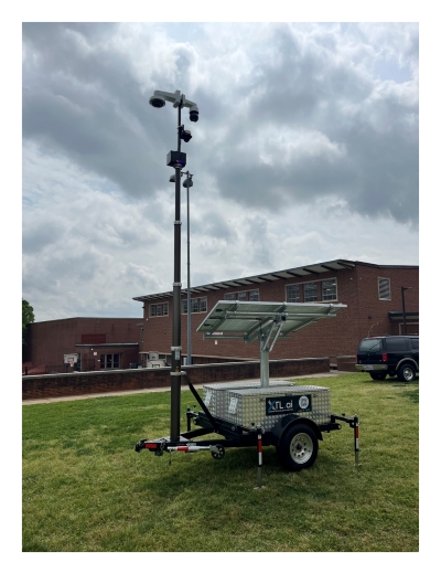 Mobile security tower with solar